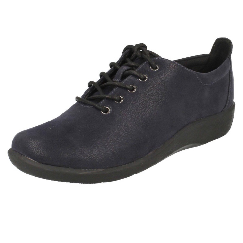 Clark’s Cloudsteppers Sillian Tino Navy